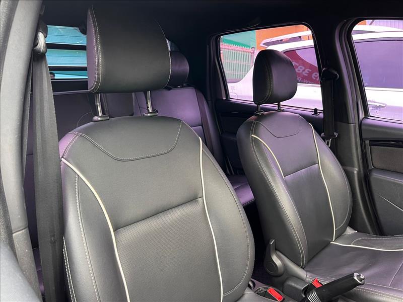RENAULT  DUSTER OROCH   2.0 16V Dynamique 