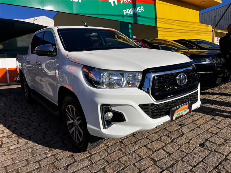 TOYOTA  HILUX   2.8 SRV 4X4 CD 16V 