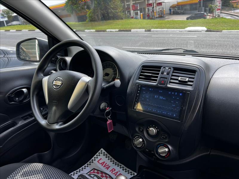 NISSAN  VERSA   1.0 12V V-drive 
