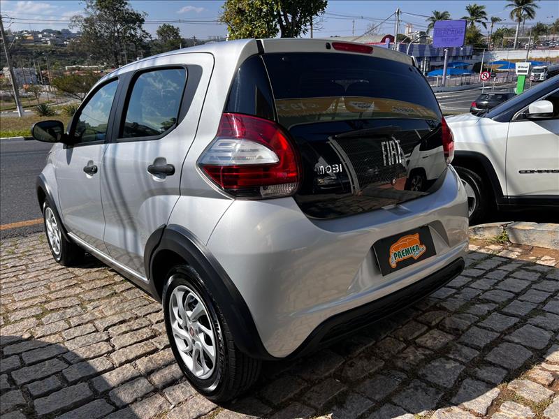 FIAT  MOBI   1.0 EVO Like. 