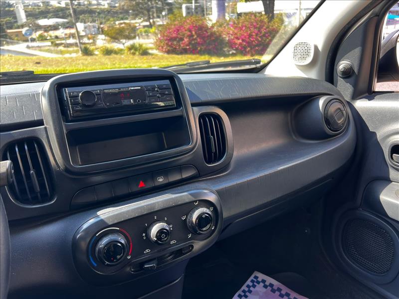 FIAT  MOBI   1.0 EVO Like. 