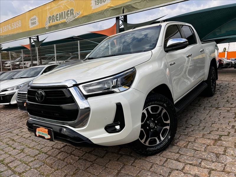 TOYOTA  HILUX   2.8 D-4d Turbo CD SRX 4X4 