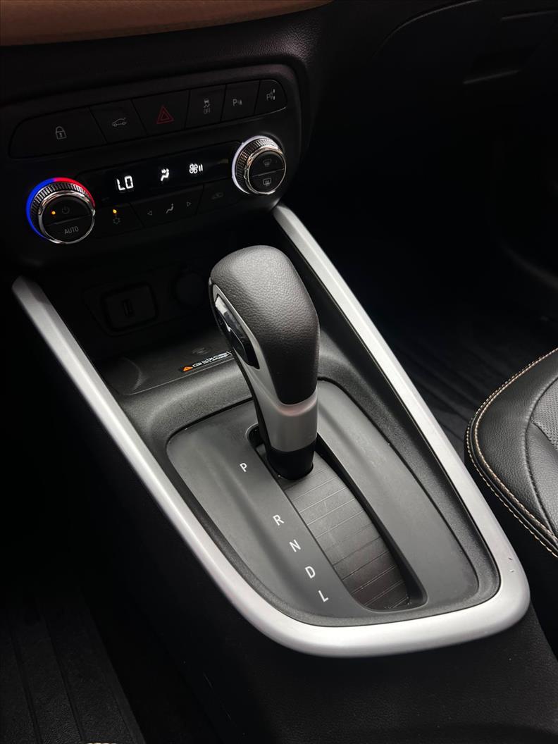 CHEVROLET  ONIX   1.0 Turbo Plus Premier 