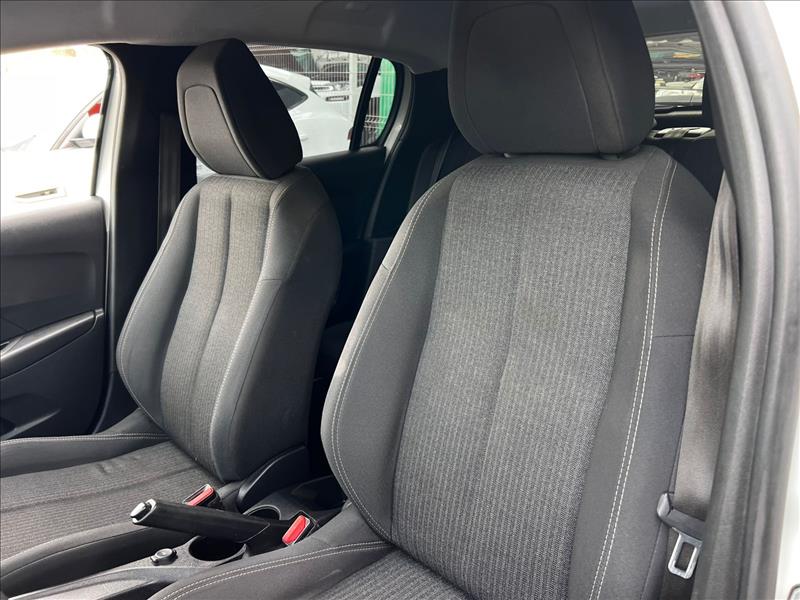 PEUGEOT  208   1.6 16V Active 