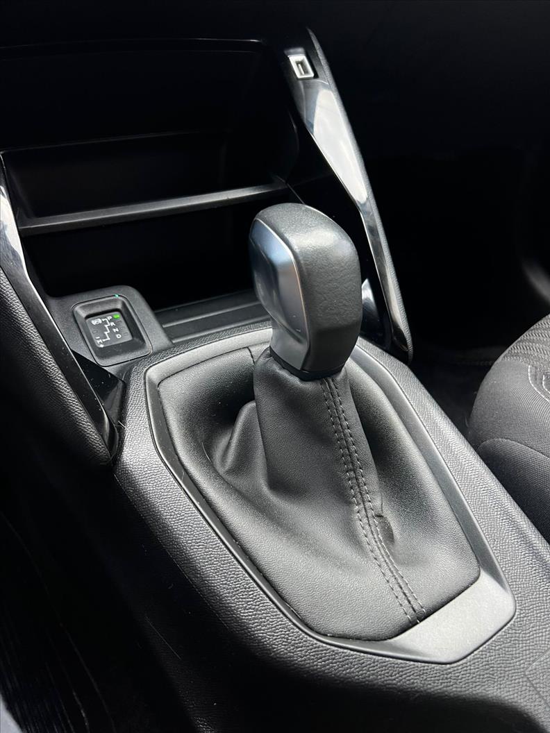 PEUGEOT  208   1.6 16V Active 