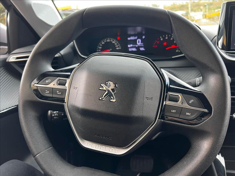 PEUGEOT  208   1.6 16V Active 