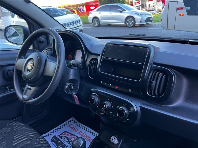 FIAT  MOBI   1.0 EVO Like. 