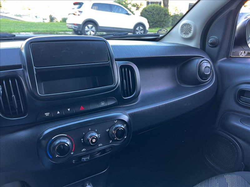 FIAT  MOBI   1.0 EVO Like. 