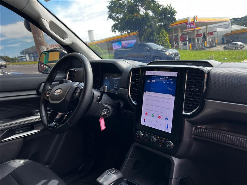 FORD  RANGER   3.0 V6 Turbo CD XLT 4X4 