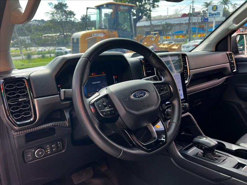 FORD  RANGER   3.0 V6 Turbo CD XLT 4X4 