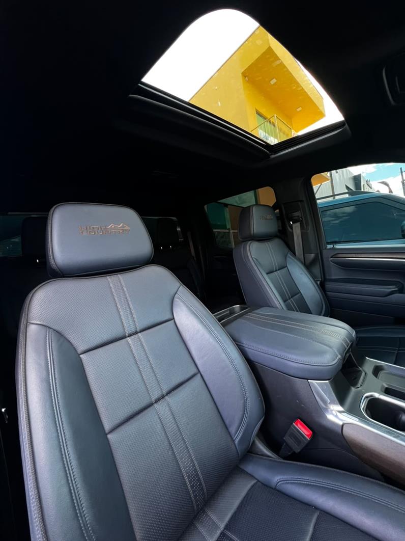 CHEVROLET  SILVERADO   5.3 V8 1500 High Country 4X4 