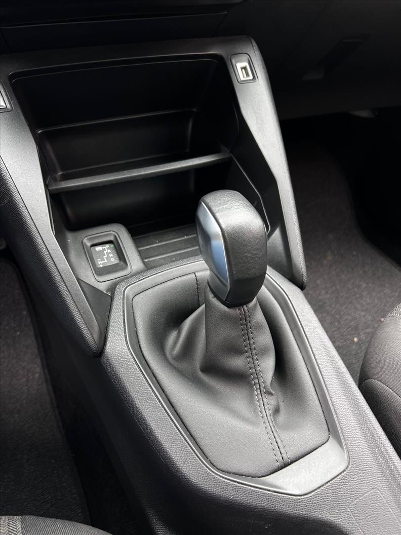 PEUGEOT  208   1.6 16V Active 