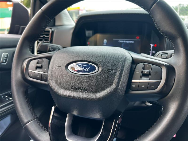 FORD  RANGER   3.0 V6 Turbo CD XLT 4X4 