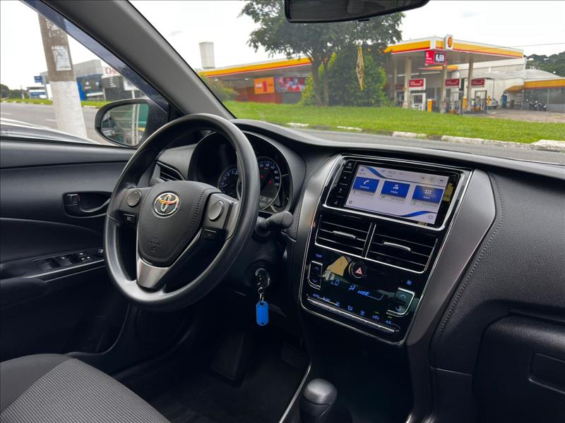 TOYOTA  YARIS   1.5 16V Sedan XL 