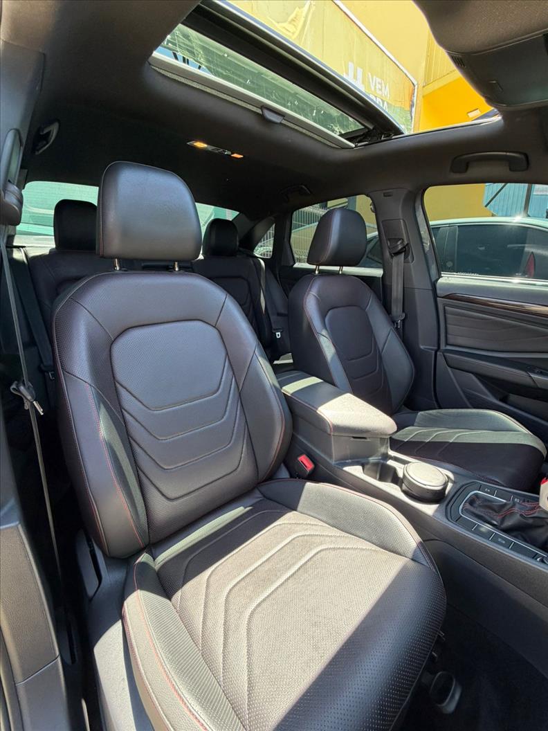 VOLKSWAGEN  JETTA   2.0 350 TSI GLI 