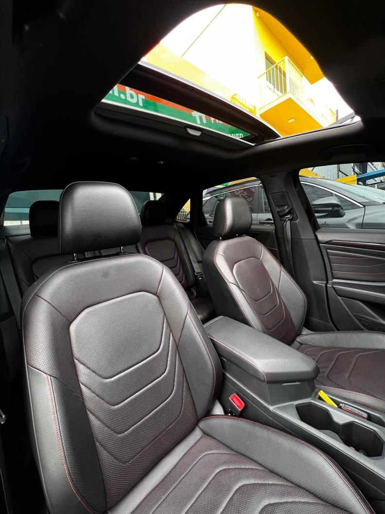 VOLKSWAGEN  JETTA   2.0 350 TSI GLI 