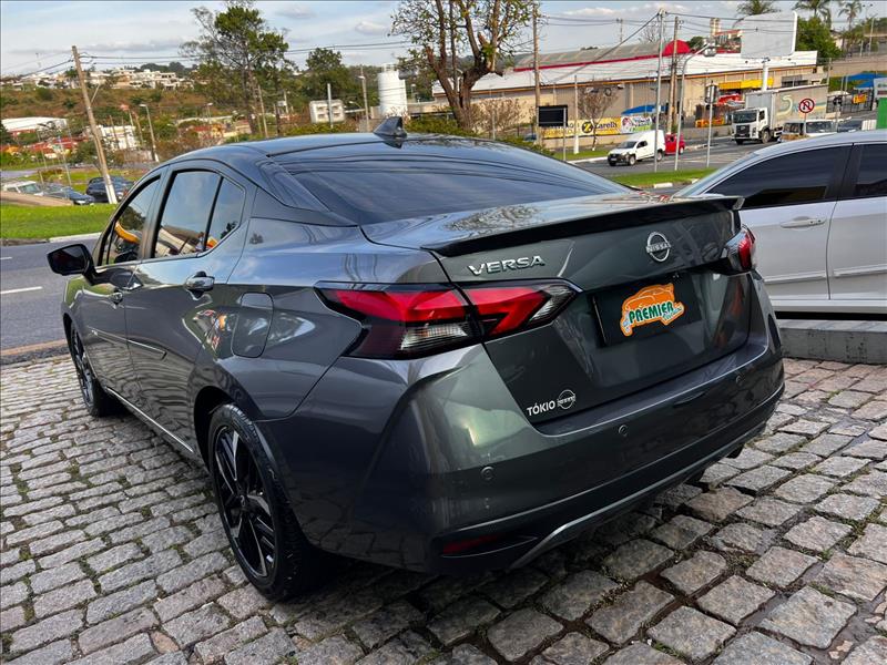 NISSAN  VERSA   1.6 16V Exclusive 