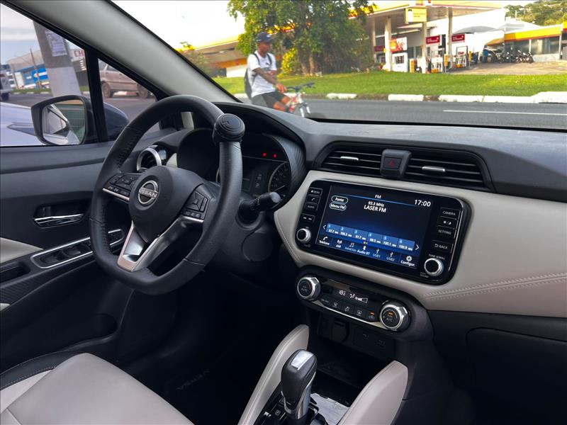 NISSAN  VERSA   1.6 16V Exclusive 
