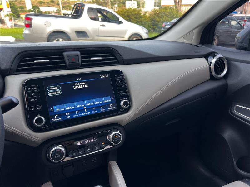 NISSAN  VERSA   1.6 16V Exclusive 