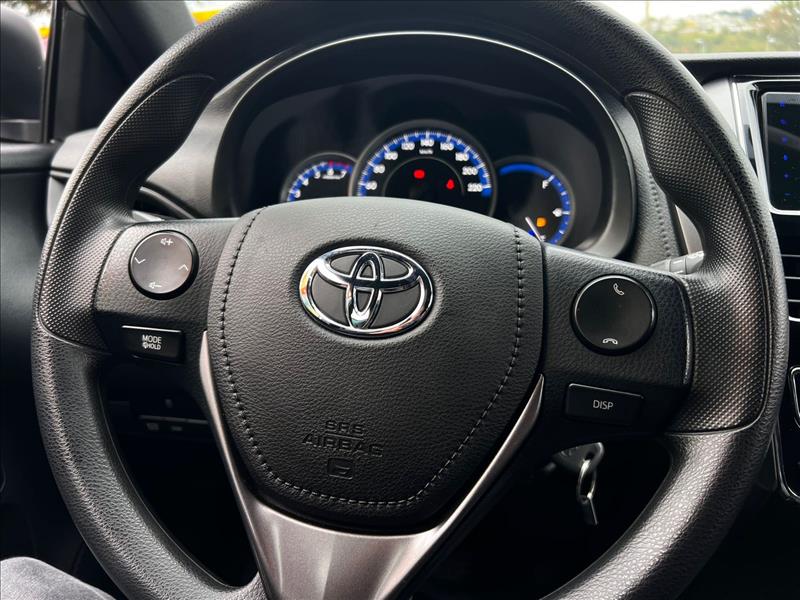 TOYOTA  YARIS   1.5 16V XL 