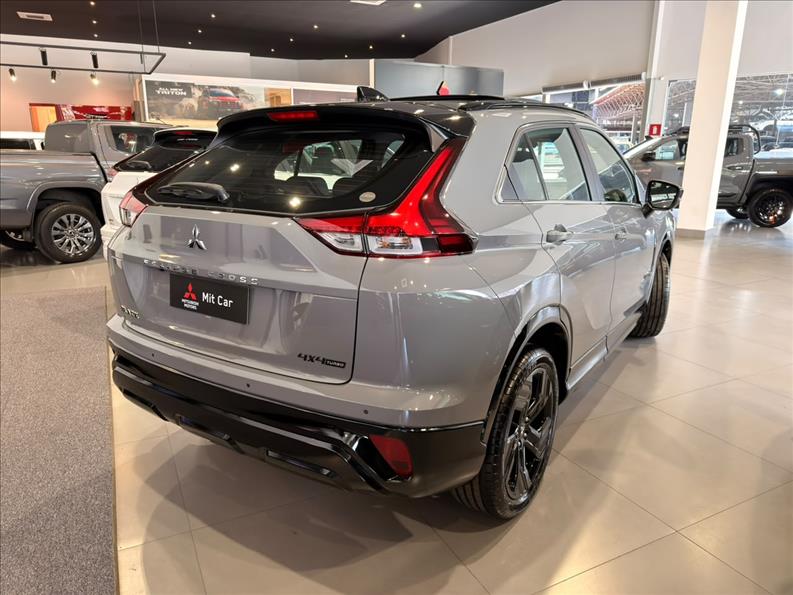  ECLIPSE CROSS  1.5 Mivec Turbo Hpe-s Black S-awc 4
