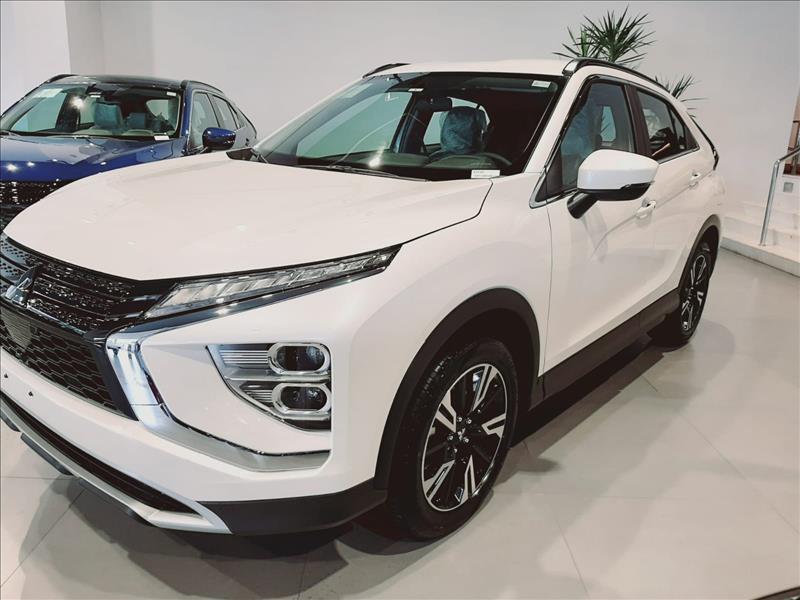 ECLIPSE CROSS 1.5 Mivec Turbo HPE ECLIPSE CROSS 1.5 Mivec Turbo HPE