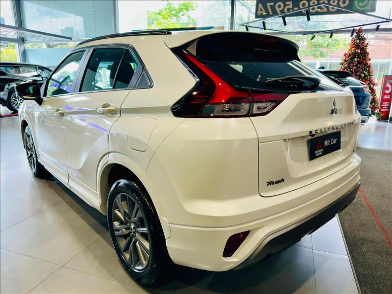  ECLIPSE CROSS  1.5 Mivec Turbo Rush 3