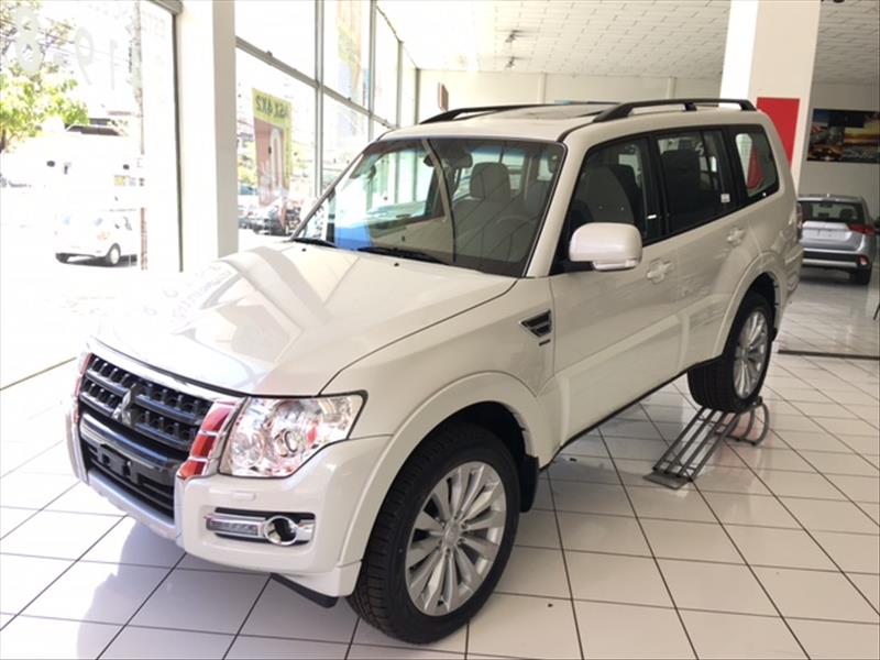 MITSUBISHI PAJERO FULL 3.2 HPE 4X4 16V Turbo Intercooler
