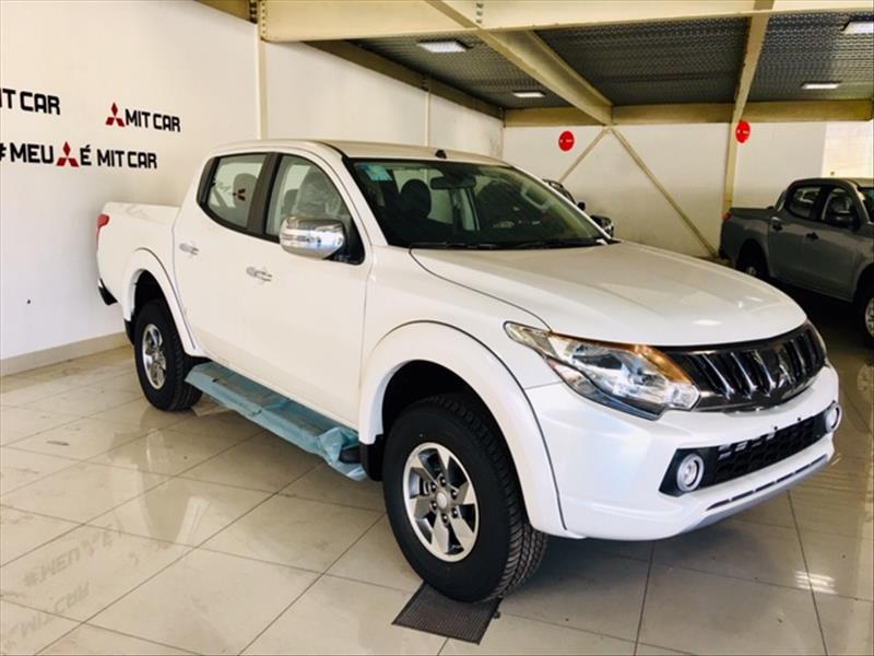 MITSUBISHI L200 TRITON 2.4 16V Turbo Sport HPE CD 4X4