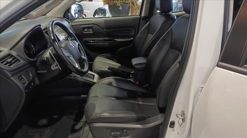  L200 TRITON  2.4 16V Turbo Sport Savana CD 4X4 12