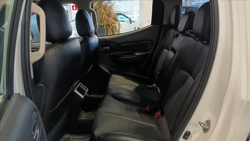 L200 TRITON  2.4 16V Turbo Sport Savana CD 4X4 13