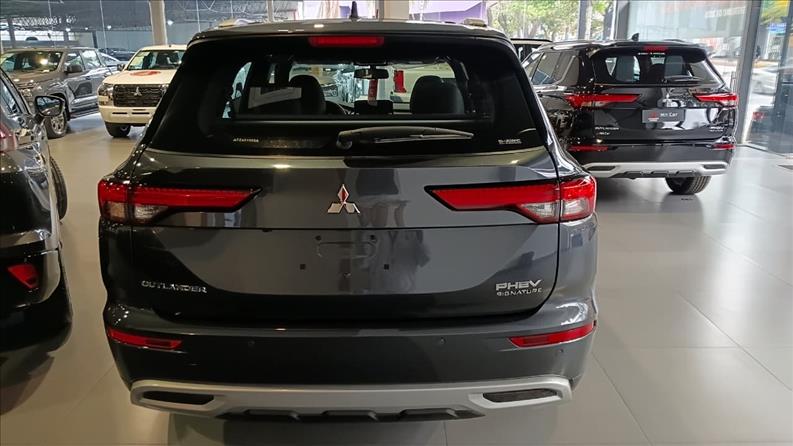  OUTLANDER  2.4 Phev Signature S-awc DHT 4