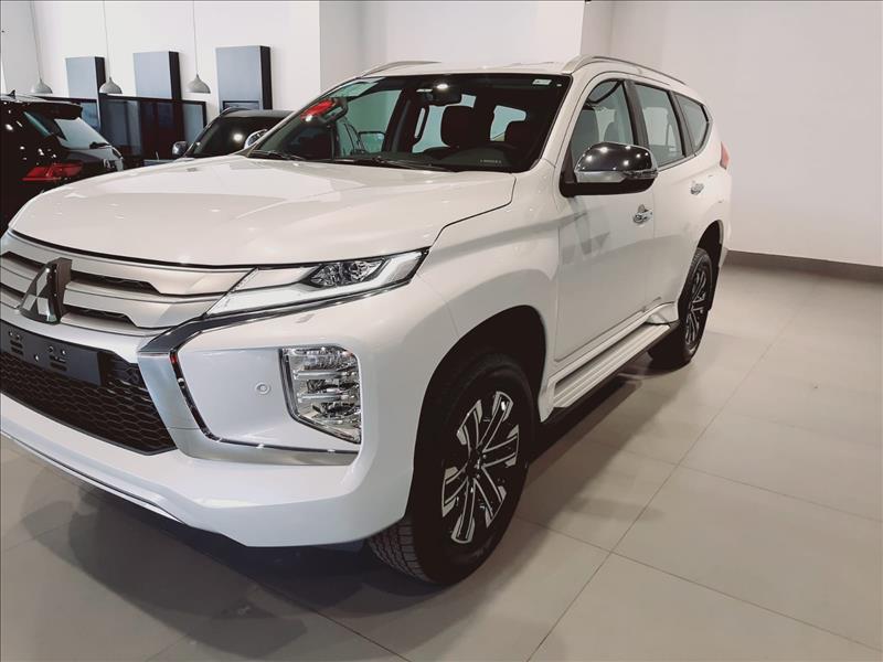 PAJERO SPORT 2.4 16V Mivec Turbo HPE AWD PAJERO SPORT 2.4 16V Mivec Turbo HPE AWD