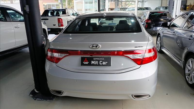  AZERA  3.0 MPFI GLS V6 24V 4