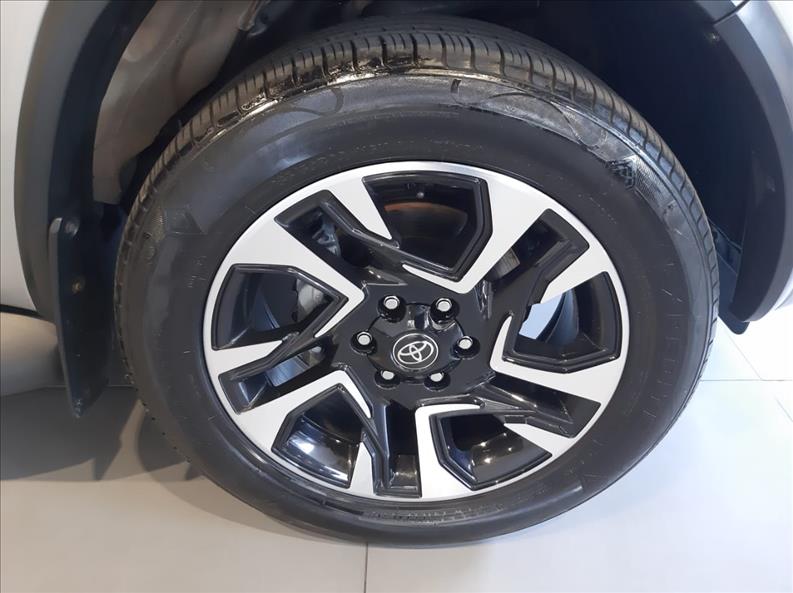  HILUX SW4  2.7 SRV 7 Lugares 4X2 16V 