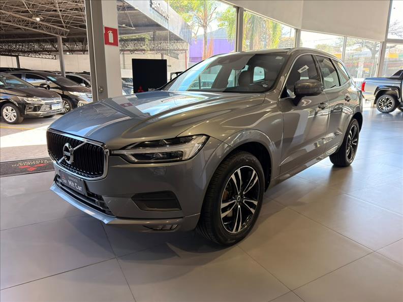  XC60  2.0 T5 Momentum AWD Geartronic 1