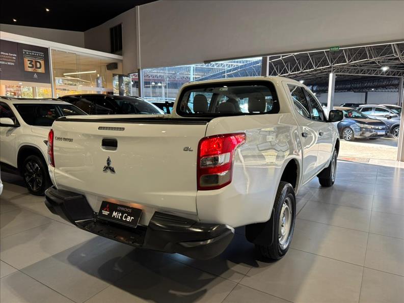  L200 TRITON  2.4 16V Turbo GL CD 4X4 3