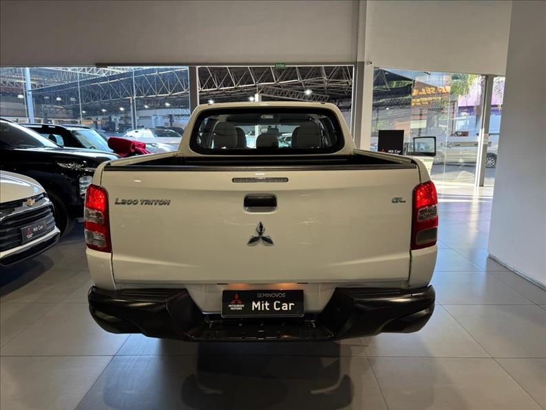  L200 TRITON  2.4 16V Turbo GL CD 4X4 5