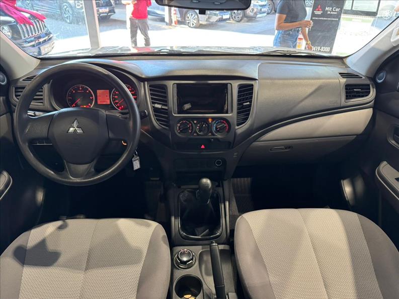  L200 TRITON  2.4 16V Turbo GL CD 4X4 8