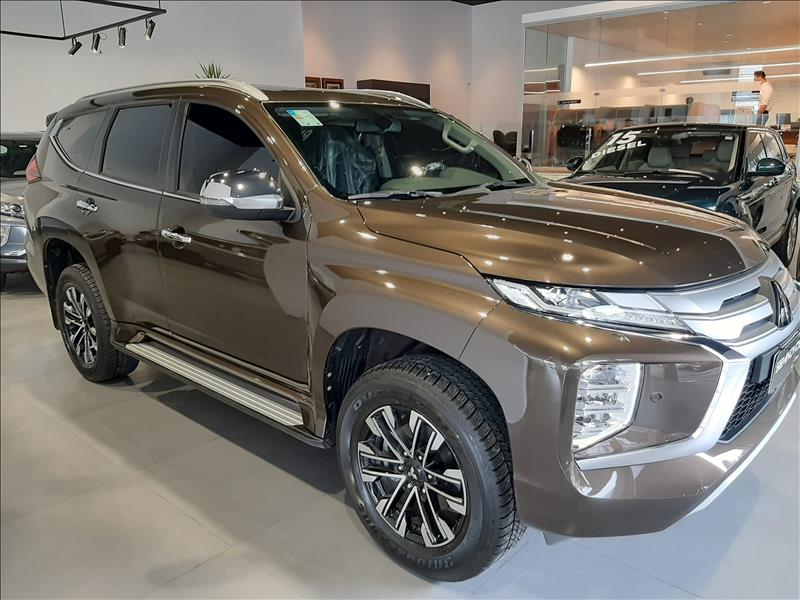 PAJERO SPORT 2.4 16V Mivec Turbo Hpe-s AWD PAJERO SPORT 2.4 16V Mivec Turbo Hpe-s AWD