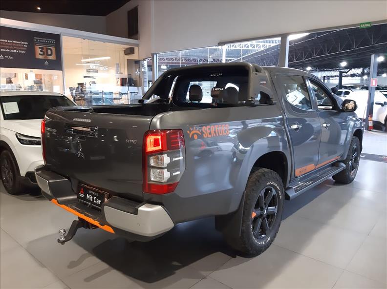  L200 TRITON  2.4 16V Turbo Sport HPE Sertões CD 4X4 3