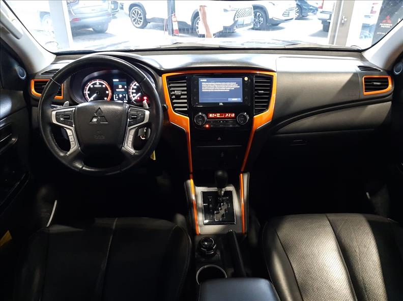  L200 TRITON  2.4 16V Turbo Sport HPE Sertões CD 4X4 7