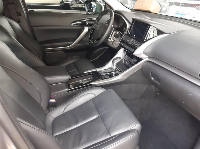  ECLIPSE CROSS  1.5 Mivec Turbo HPE 5
