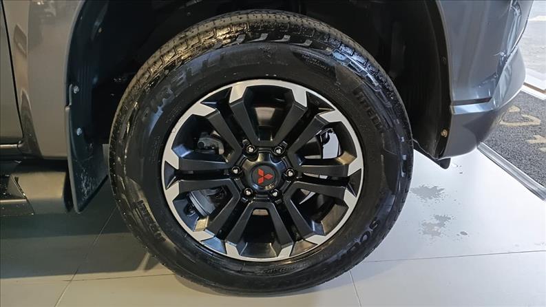  L200 TRITON  2.4 16V Turbo Sport HPE CD 4X4 6