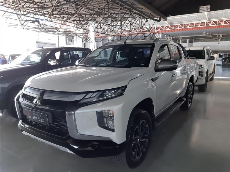  L200 TRITON  2.4 16V Turbo Sport Hpe-s CD 4X4 1