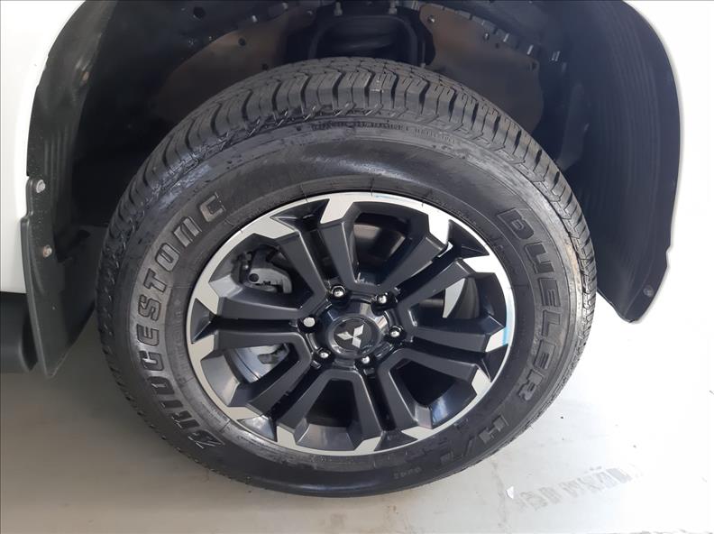  L200 TRITON  2.4 16V Turbo Sport HPE CD 4X4 6