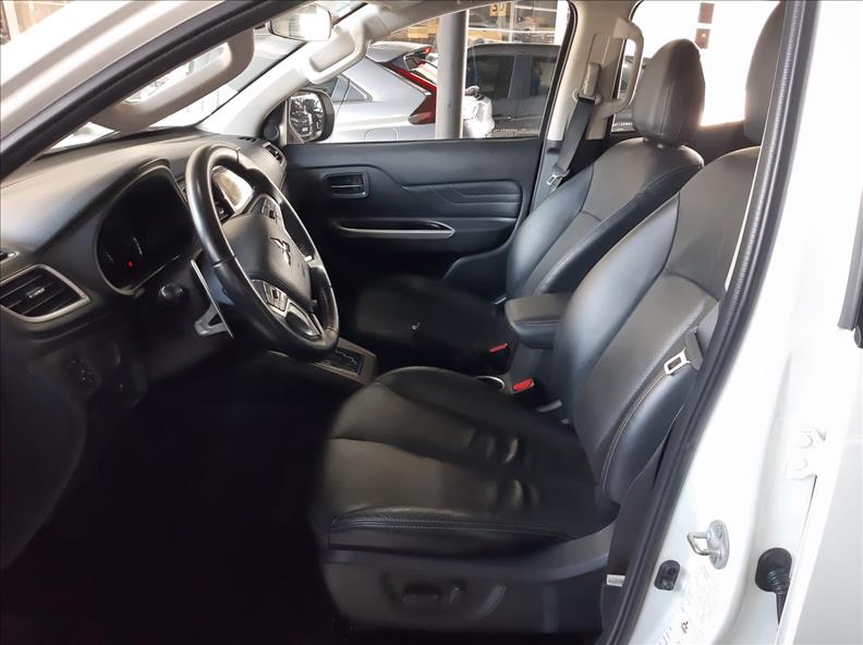 L200 TRITON  2.4 16V Turbo Sport HPE CD 4X4 7