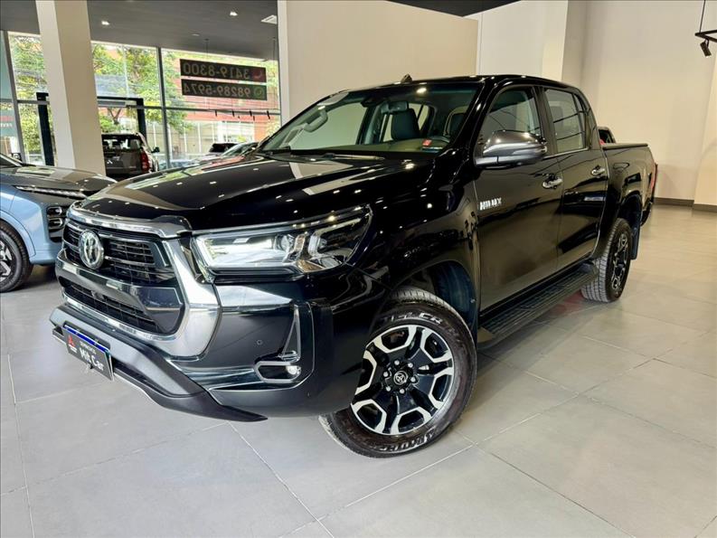  HILUX  2.8 D-4d Turbo CD SRX 4X4 