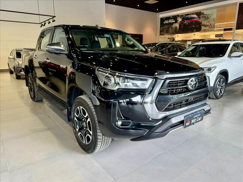  HILUX  2.8 D-4d Turbo CD SRX 4X4 1