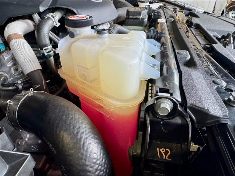  HILUX  2.8 D-4d Turbo CD SRX 4X4 13